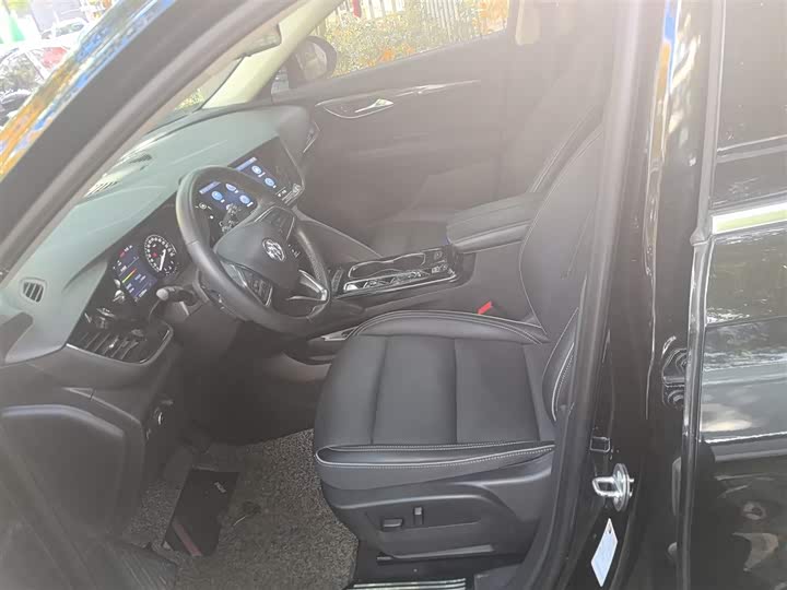 Фото 8 - Buick Envision Plus