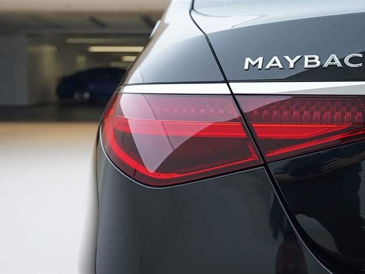 Фото 15 - Mercedes-Benz Maybach S-Class