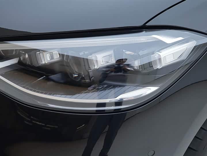 Фото 9 - Mercedes-Benz Maybach S-Class