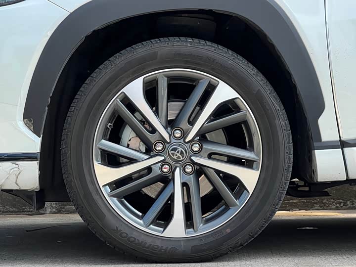 Фото 17 - Toyota Frontlander