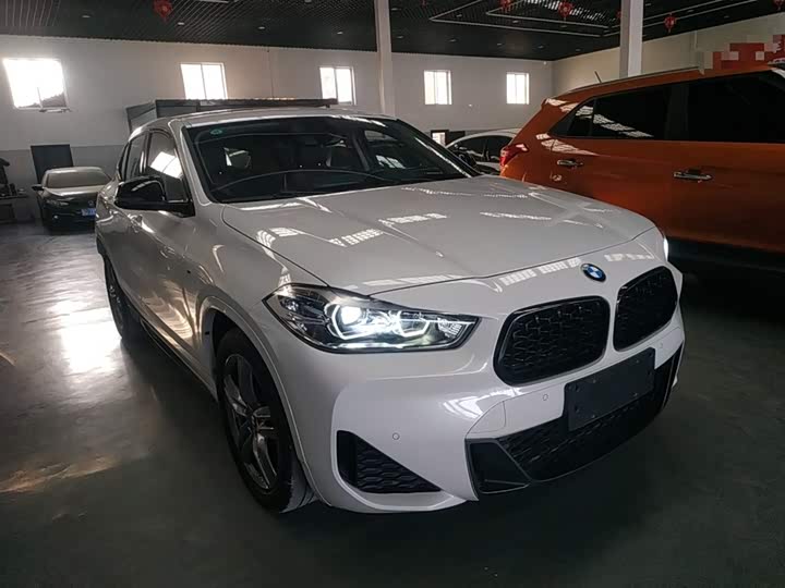 Фото 4 - BMW X2
