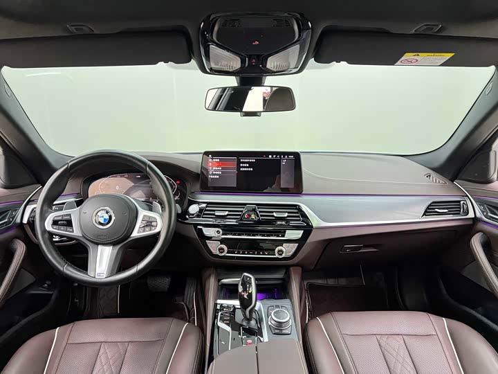 Фото 22 - BMW 5 Series