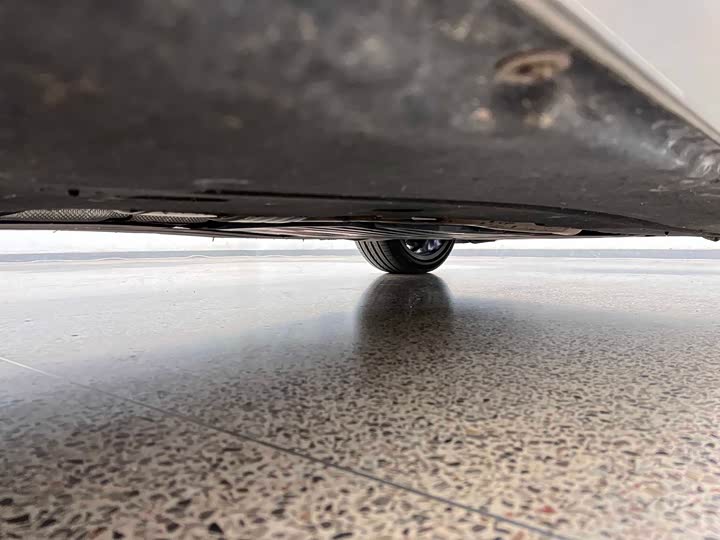 Фото 40 - BMW 5 Series