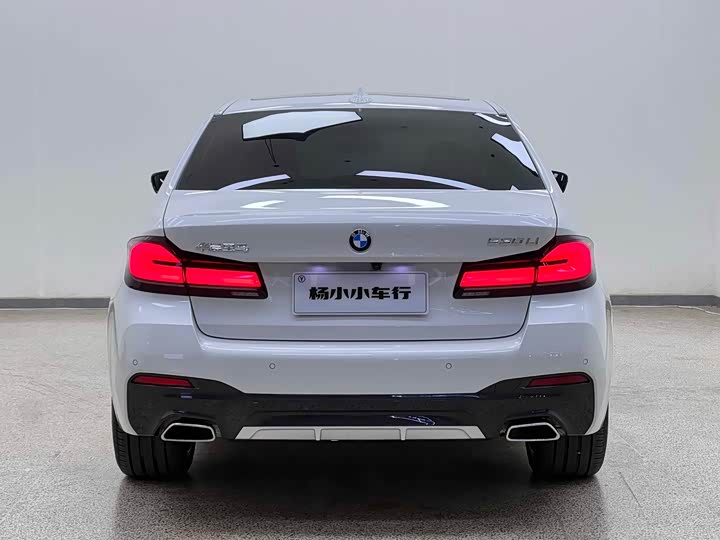 Фото 6 - BMW 5 Series