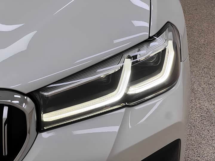 Фото 8 - BMW 5 Series