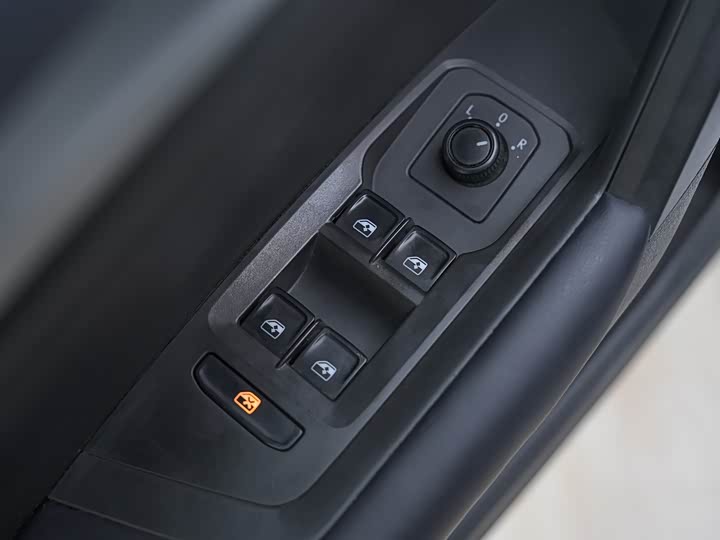 Фото 18 - Volkswagen Lavida