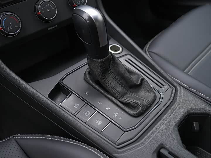 Фото 19 - Volkswagen Lavida