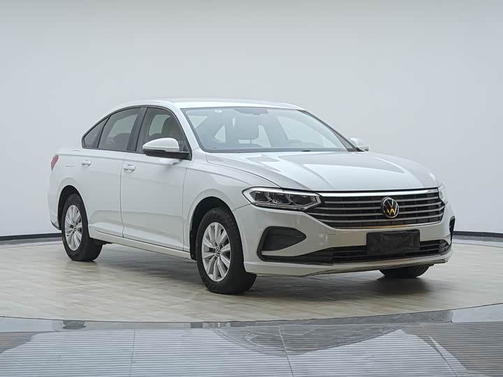 Фото 3 - Volkswagen Lavida