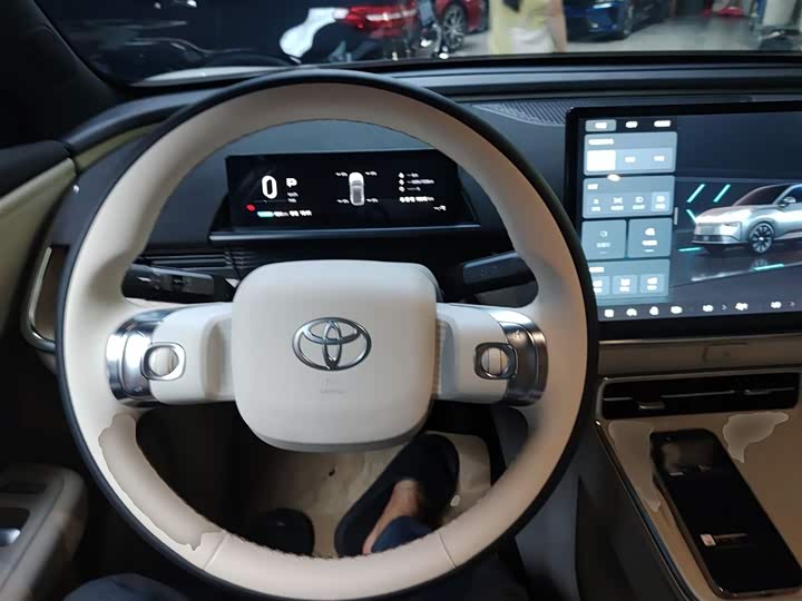 Фото 3 - Toyota bZ3X