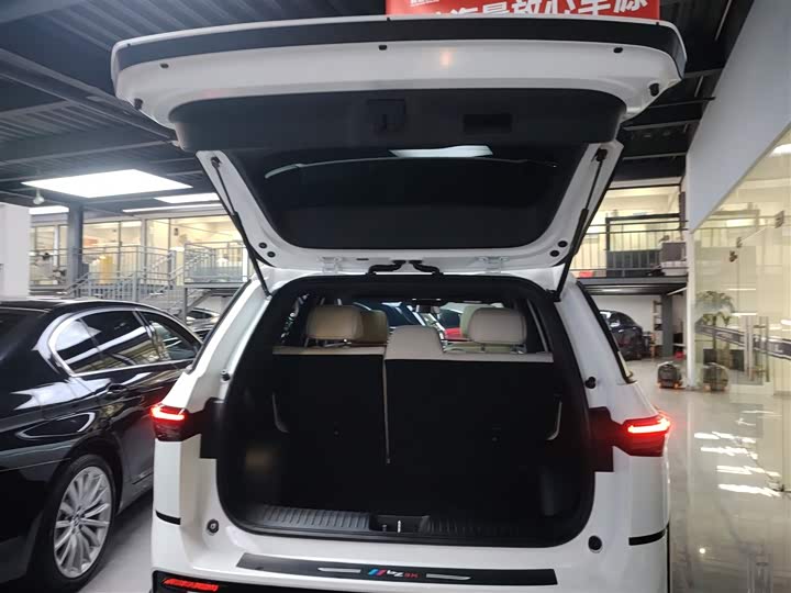 Фото 9 - Toyota bZ3X