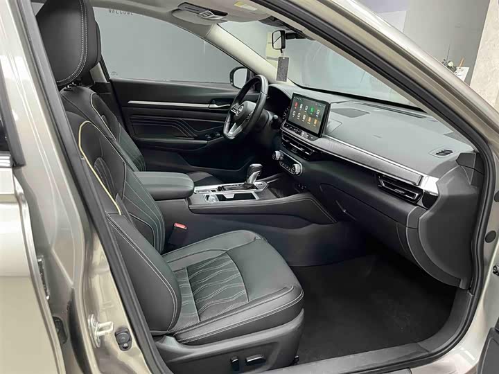 Фото 13 - Nissan Teana