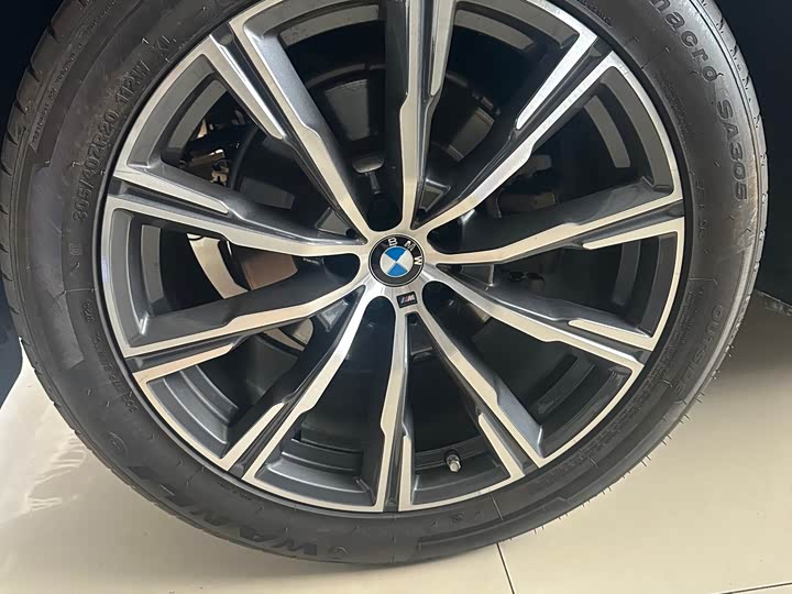 Фото 11 - BMW X5