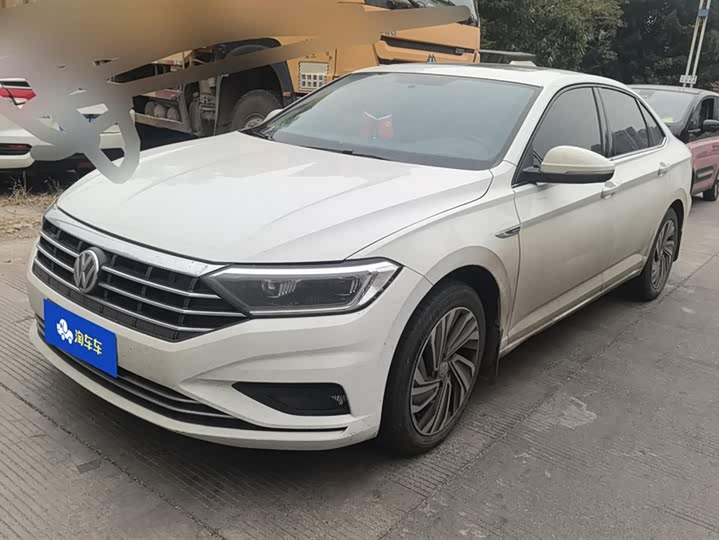 Фото 1 - Volkswagen Sagitar L