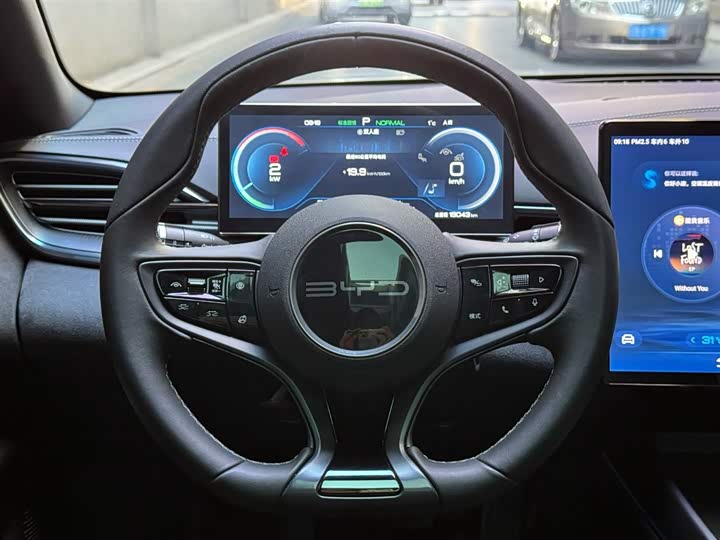 Фото 12 - BYD Seal