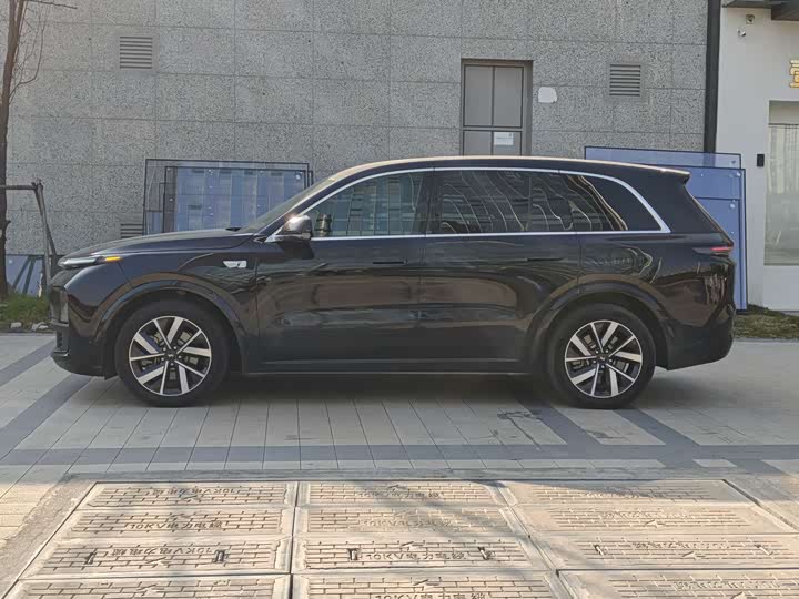 Фото 10 - LiXiang L8