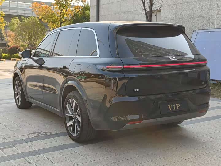 Фото 9 - LiXiang L8