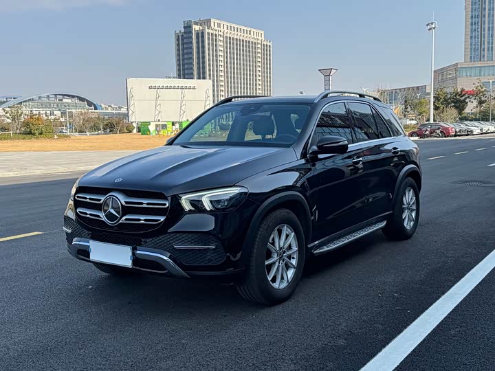 Фото 1 - Mercedes-Benz GLE-Class