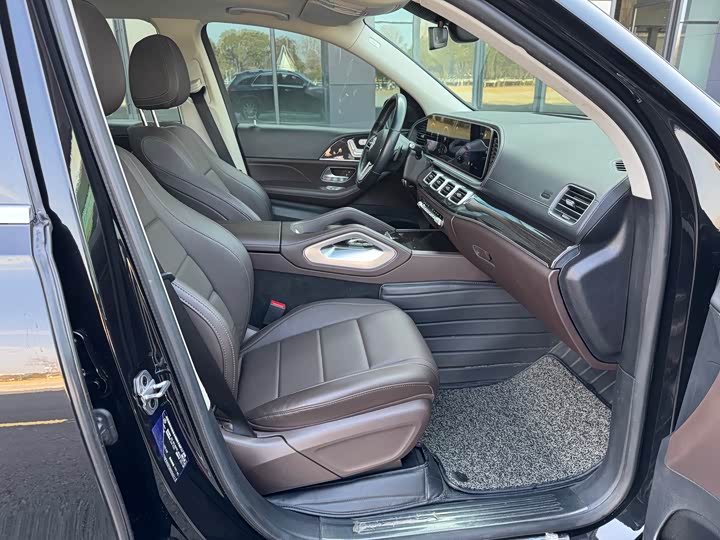 Фото 16 - Mercedes-Benz GLE-Class