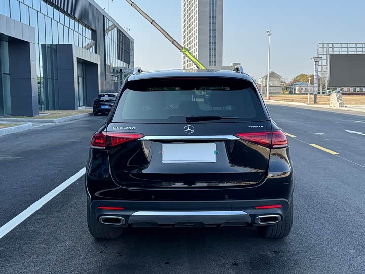 Фото 21 - Mercedes-Benz GLE-Class