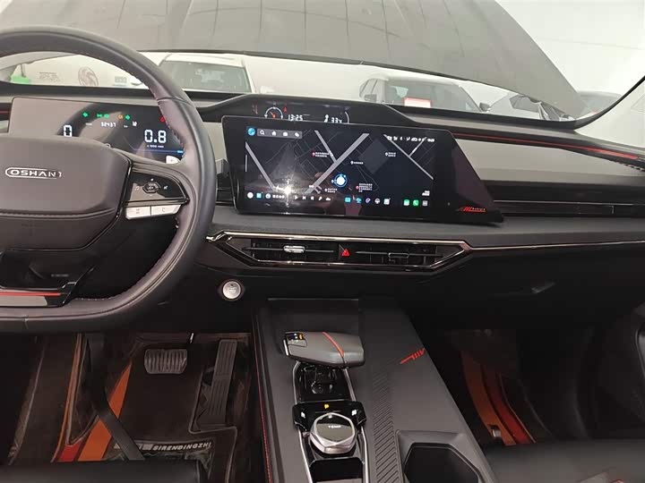 Фото 13 - Changan Oshan Z6