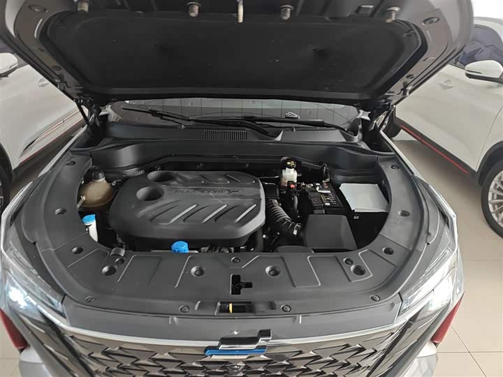 Фото 20 - Changan Oshan Z6