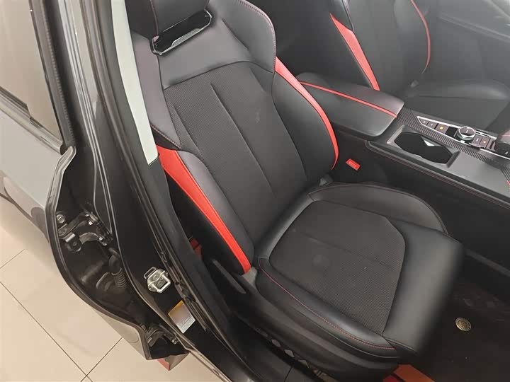 Фото 25 - Changan Oshan Z6