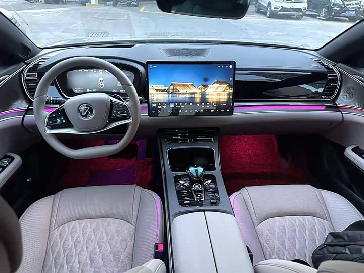 Фото 12 - BYD Han