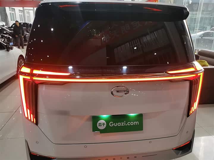 Фото 6 - GAC Trumpchi M8