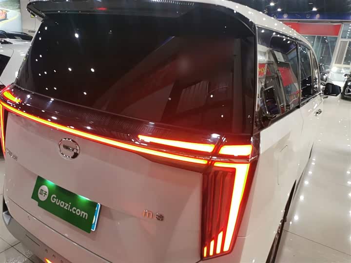 Фото 7 - GAC Trumpchi M8