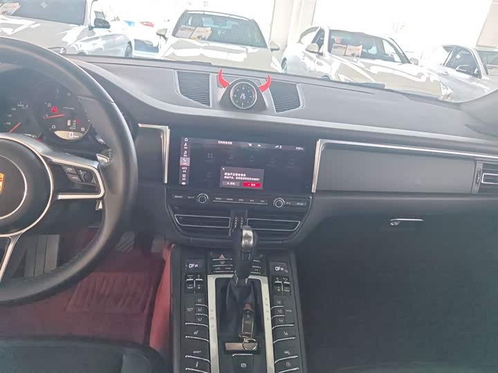 Фото 5 - Porsche Macan