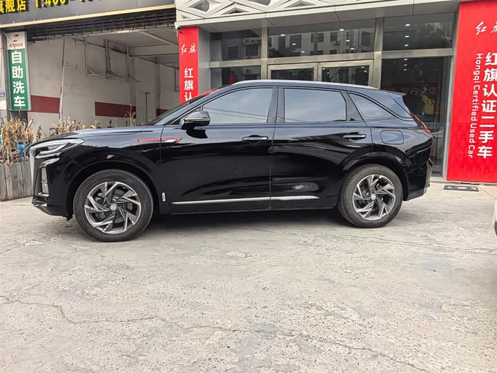 Фото 3 - Hongqi HS3 Hybrid