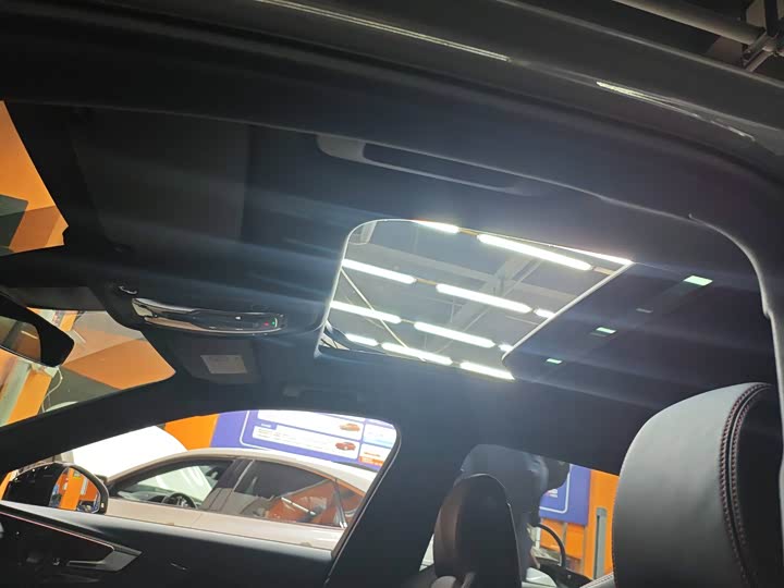 Фото 9 - Audi RS 4