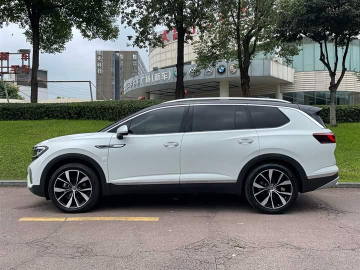 Фото 3 - Volkswagen Talagon