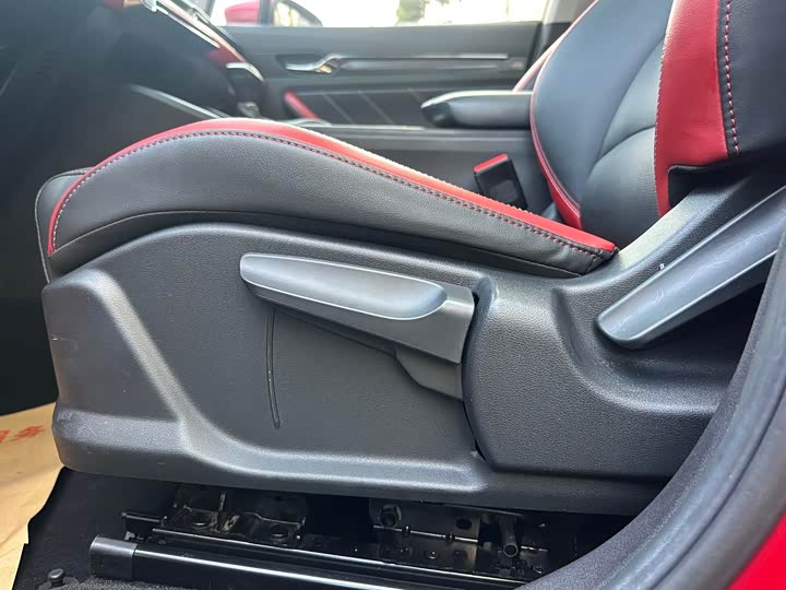 Фото 19 - Geely Emgrand GS