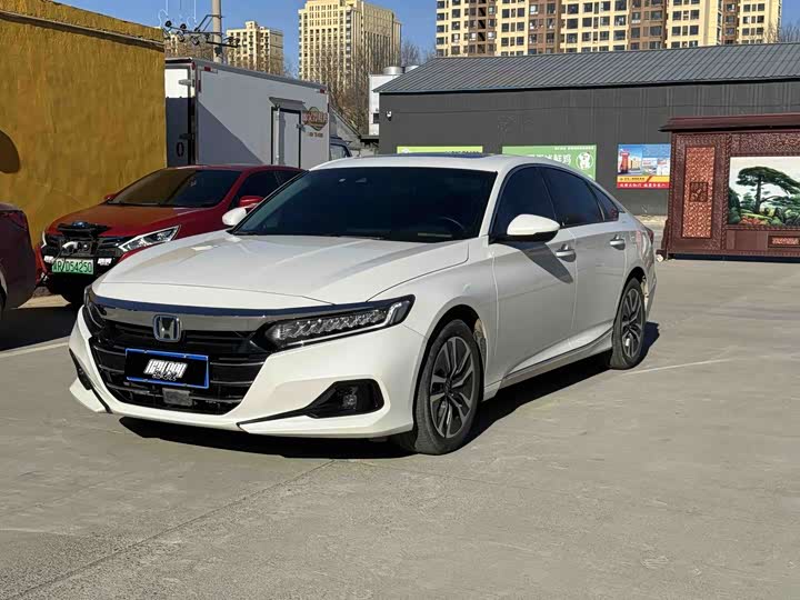 Фото 1 - Honda Accord