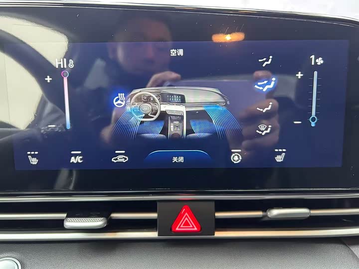 Фото 14 - Hyundai Elantra N line