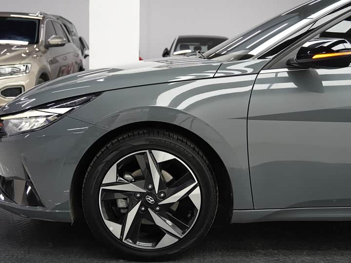 Фото 8 - Hyundai Elantra N line