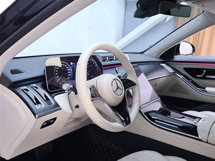 Фото 11 - Mercedes-Benz S-Class