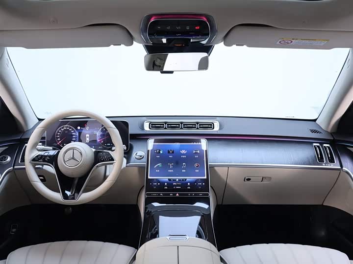 Фото 13 - Mercedes-Benz S-Class