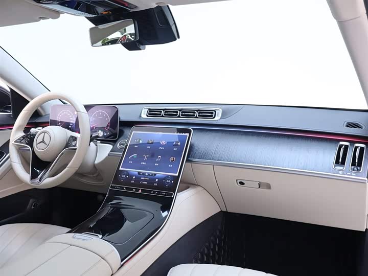 Фото 20 - Mercedes-Benz S-Class