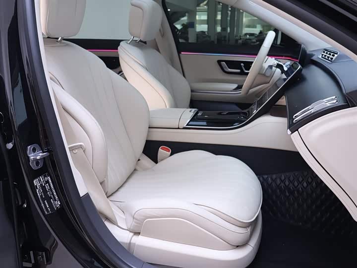 Фото 21 - Mercedes-Benz S-Class