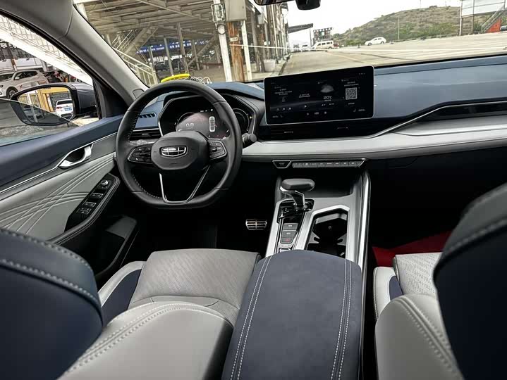 Фото 7 - Geely Preface