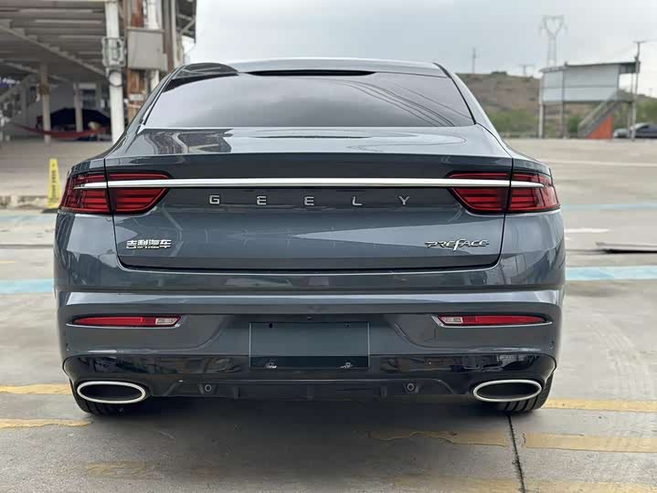 Фото 9 - Geely Preface