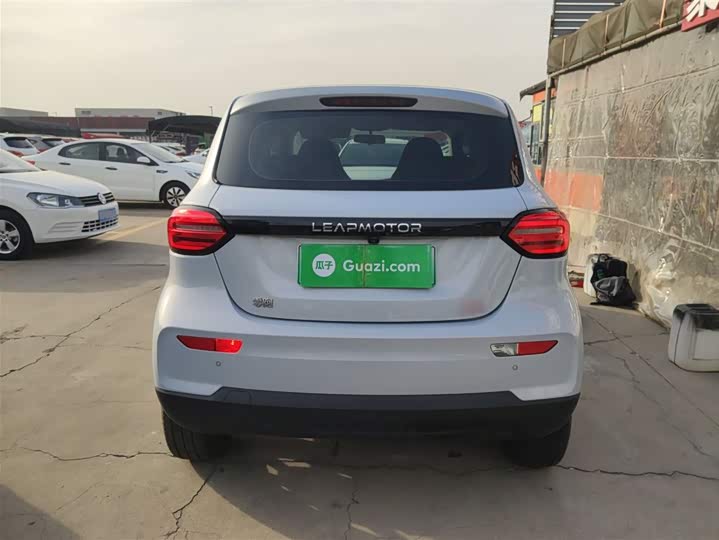 Фото 6 - Leapmotor T03