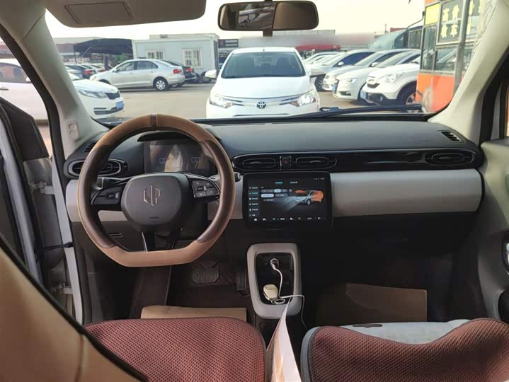 Фото 9 - Leapmotor T03