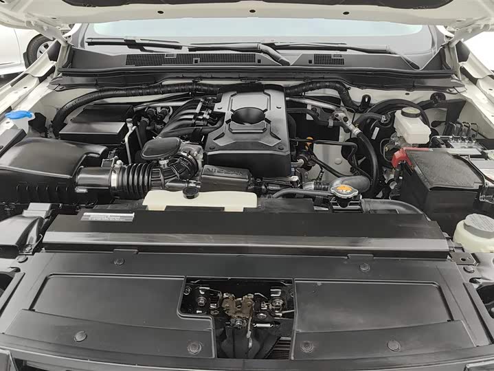 Фото 10 - Nissan Terra