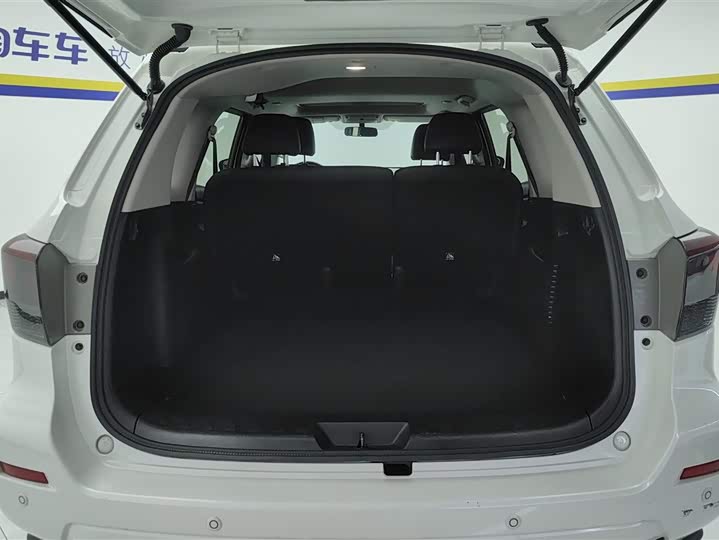 Фото 4 - Nissan Terra