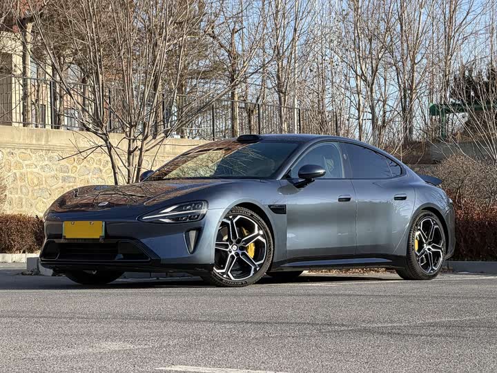 Фото 1 - Xiaomi SU7