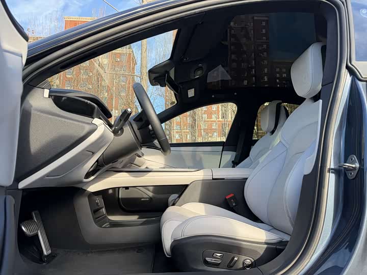 Фото 6 - Xiaomi SU7