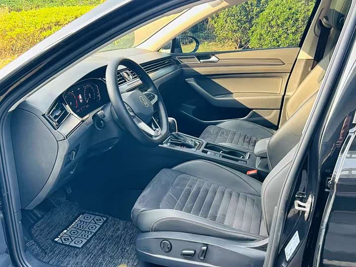 Фото 4 - Volkswagen Magotan